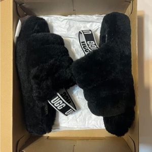 Brand new fluff yeah UGG slippers